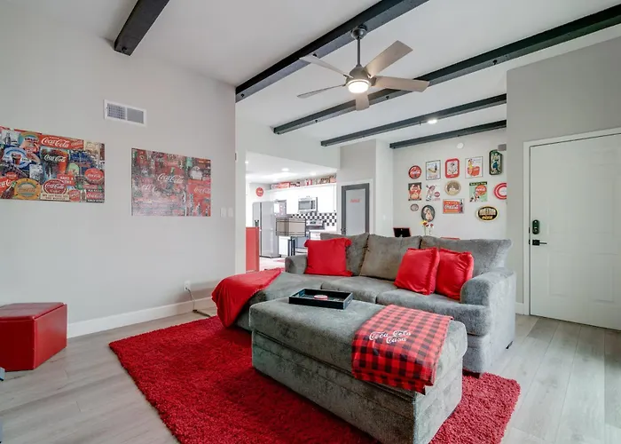 Cola Casa In 2bd 2b With Pool And Pet Friendly Apartment *